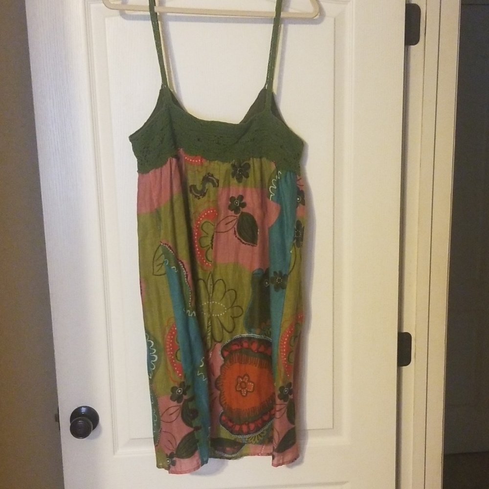 Dress - Picture 4 of 5